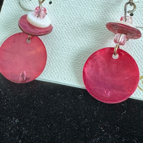 Pink Beaded Metallic Rounded Shell Drop Earrings - Picture 2 of 2
